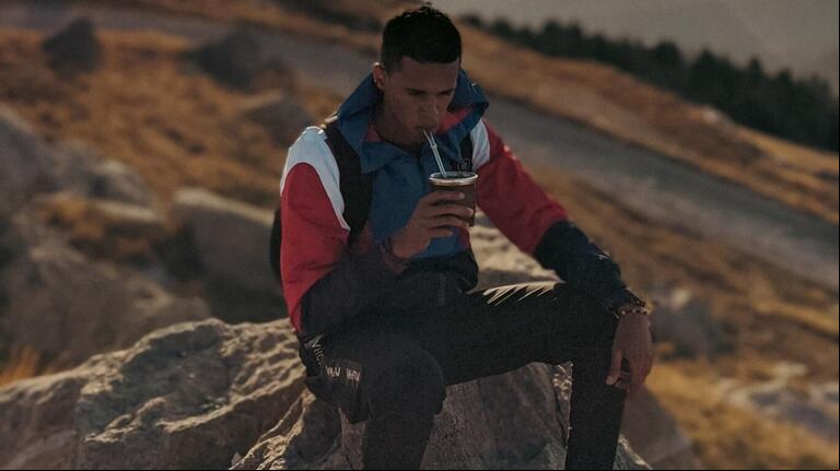 Abdi no habla español y asegura que empezó a saber de Argentina gracias al mate (Foto: Mahmood Abdi).