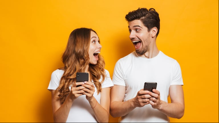 Ahora ya podés crear stickers de WhatsApp con inteligencia artificial, gratis y en dos pasos. (Foto: AdobeStock)