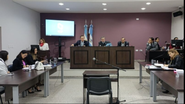 Aldana Muñoz está acusada de matar a sus hijos Sofía, de 5 años, y Dylan, de 8, en la ciudad correntina de Curuzú Cuatiá. (Foto: gentileza Diario El Libertador).