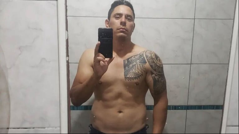 Alex tiene 32 años y es maestro mayor de obras (Foto: Instagram @aldy_alex_pareja).