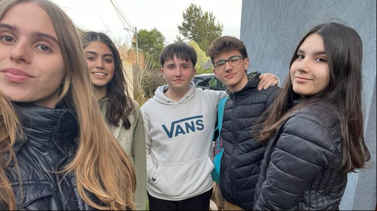Alumnos argentinos se preparan para diseñar y lanzar un satélite funcional al espacio. (Foto: Lola Ligresti)