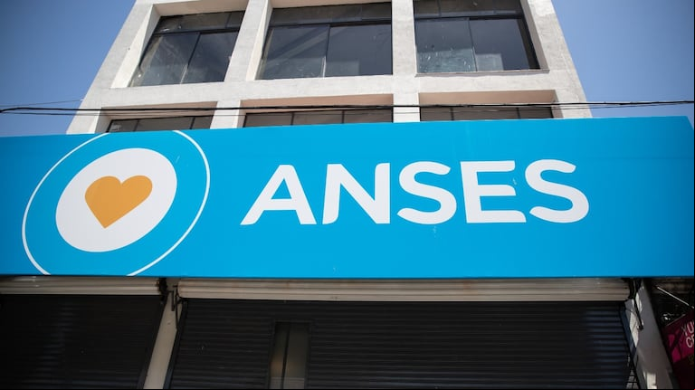 ANSES, jubilaciones, AUH y más: quiénes cobran este jueves 3 de agosto (Foto: Anses)