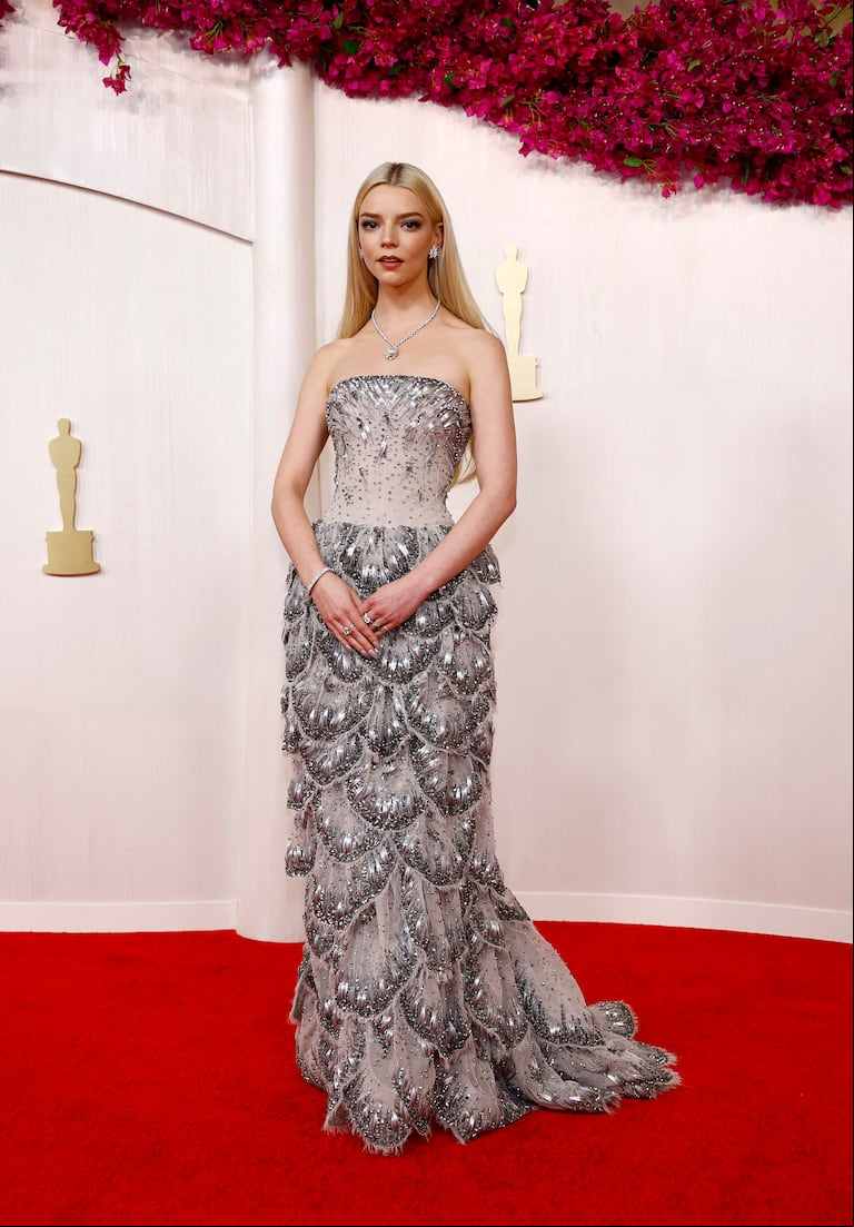 Anya Taylor-Joy a puro brillo. (Foto: REUTERS/Sarah Meyssonnier).