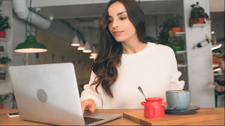 Atención freelancers: esta es la solución para cobrar en dólares los trabajos en el exterior
