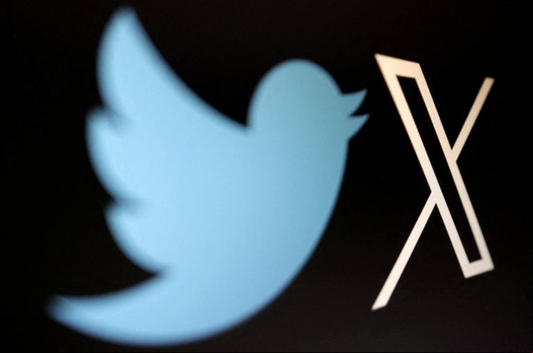 Bajo la batuta de Elon Musk, Twitter pasó a llamarse X. (Foto: Reuters/Dado Ruvic)