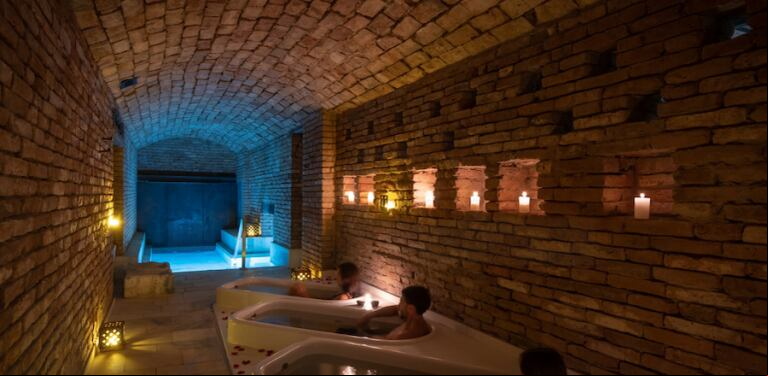 Baños de Azur: como en la Antigua Roma, pero en Córdoba