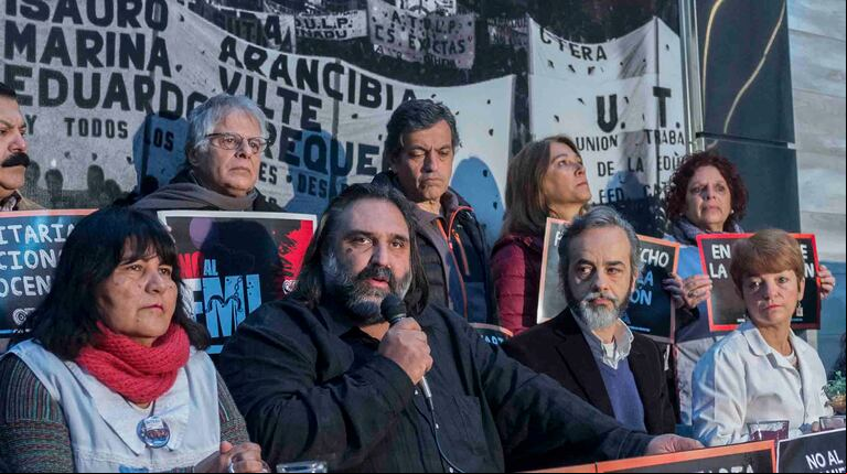 BARADEL. En conferencia de prensa, el líder de SUTEBA cargó contra el Gobierno.