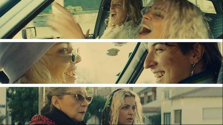 Blondi (Dolores Fonzi) tiene un vínculo de amistad con su hijo (Toto Rovito) y su propia madre (Rita Cortese), mientras que compite continuamente con su hermana (Carla Peterson). (Foto: Instagram / la unión de lo ríos)