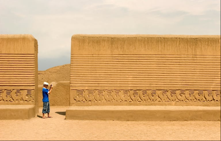 Chan Chan, la ciudadela de barro más grande de América precolombina (Foto: Daniel SIlva/Promperú)