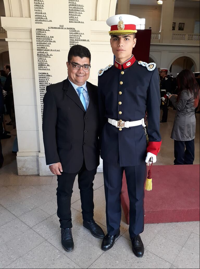 Chirino junto a su papá, Ezequiel. (Foto: gentileza familia Chirino)