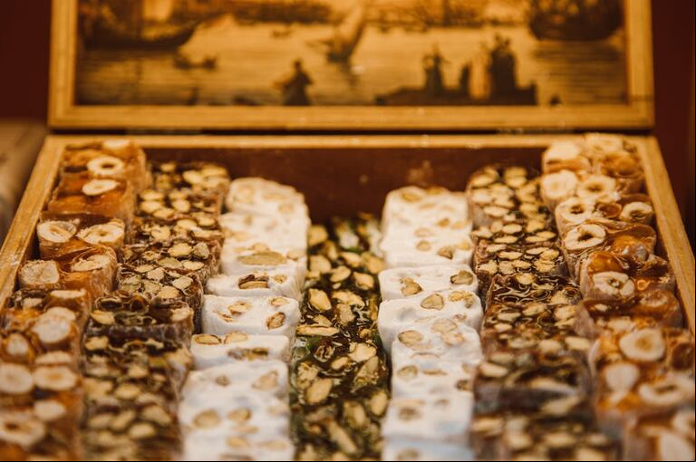 Como hacer rápido y fácil turrón de maní: receta paso a paso. (Foto: Pexels)