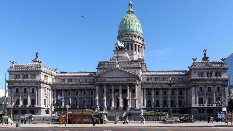 CONTROVERSIA. El canje de pasajes en el Congreso generó una fuerte polémica.