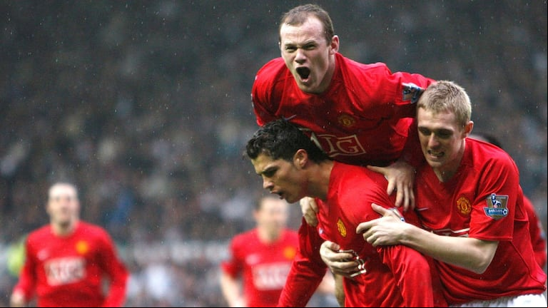 Cristiano Ronaldo y Wayne Rooney, de triunfar en Manchester United a lanzarse fuertes críticas. Foto: REUTERS/Darren Staples
