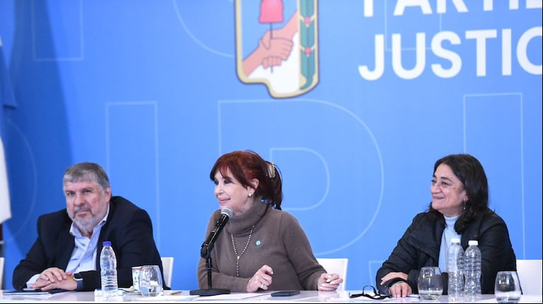 Cristina Kirchner cambia la estrategia y se pone al frente de la campaña peronista (Foto: Captura de X/@LuciaCorpacci).