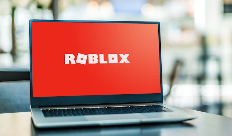 ¿Cuáles son las prácticas que los padres de niños que juegan Roblox deberían seguir?
