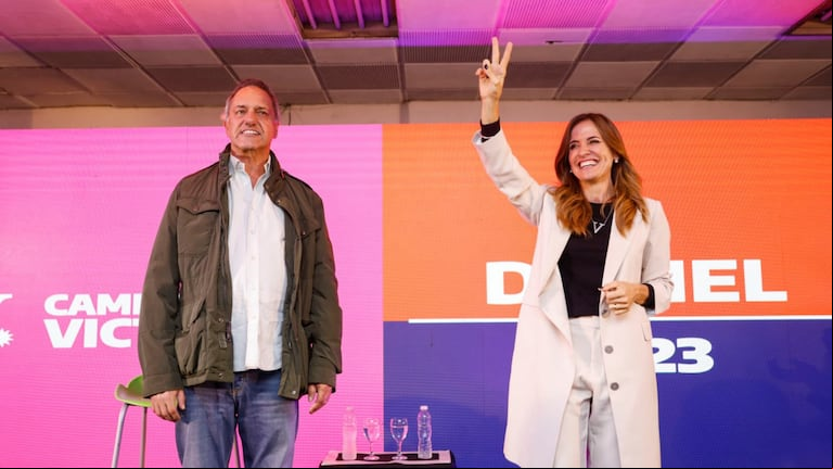 Daniel Scioli quiere ser presidente y está en campaña junto a Tolosa Paz. (Foto: Télam)