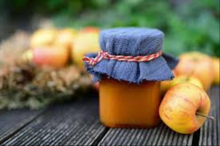 De fácil preparación y sin ingredientes costosos, la receta de mermelada de manzana con canela y sin azúcar es una opción perfecta para darse un gusto de algo dulce sin consecuencias para la salud. (Foto: Pixabay)