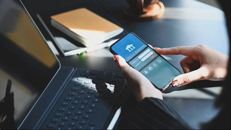 De qué se trata la estafa virtual con transferencias que vacía tu cuenta en segundos (Foto: Adobe Stock).