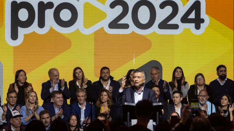 Desde el sur, el expresidente Mauricio Macri reordena al PRO. (Foto: NA/Damián Dopacio).