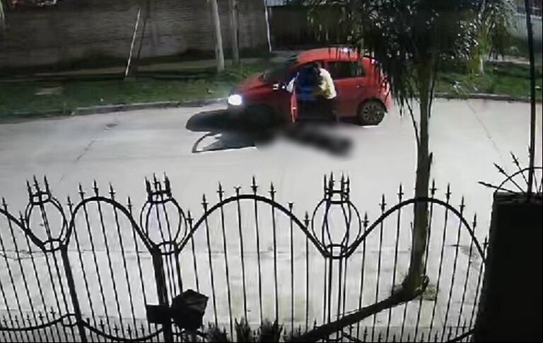 El acusado descartó a la víctima en medio de la calle. (Foto: captura)