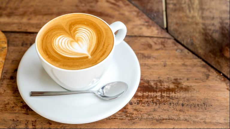 El café es una de las infusiones más elegidas. (Foto: Adobe Stock)