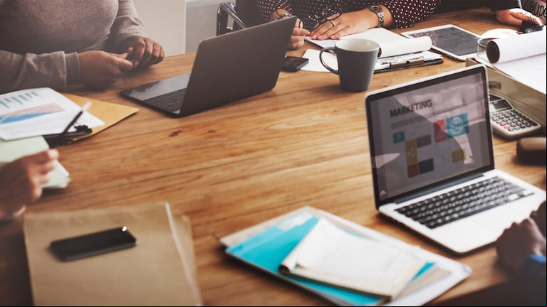 El cambio es resultado de un proceso de pitch que se extendió durante los meses de diciembre 2021 y enero 2022. (Foto: Adobe Stock)