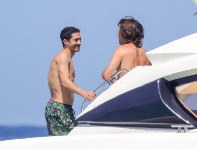 El Chino Darín eligió un short de baño con estampado inspirado en la naturaleza. (Foto: G3/The Grosby Group)
