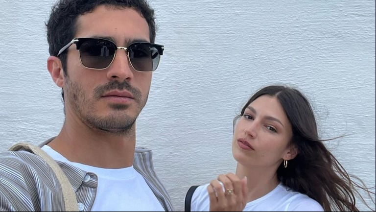 El Chino Darín y Úrsula Corberó marcaron tendencia desde el verano europeo. (Foto: Instagram/@ursulolita)