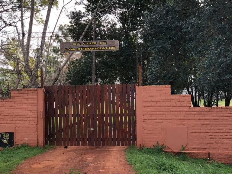El club de suboficiales donde celebraban el ascenso del cabo y terminaron golpeándolo. (Foto: Gentileza misionescuatro)