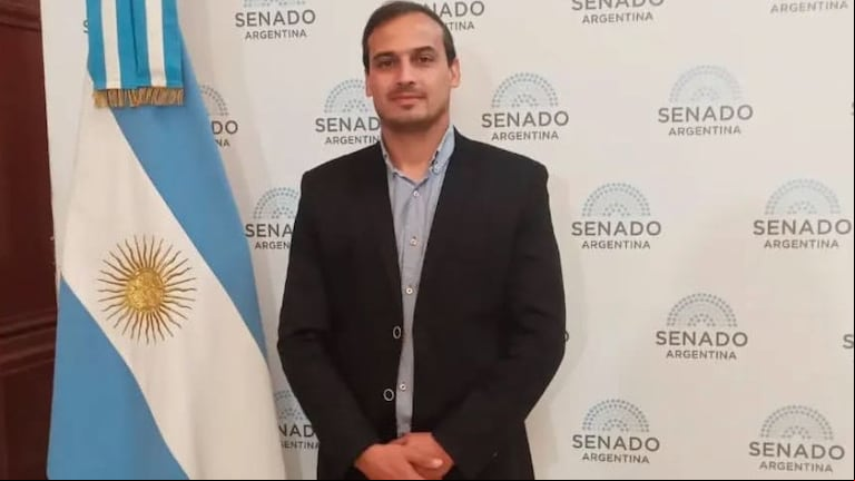 El concejal no quiere renunciar a su cargo (Foto: Instagram @maximilianolesik).