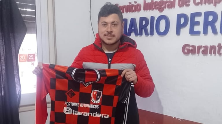El cordobés recordó el día en que enfrentó a la Pulga y luego intercambiaron sus prendas. (Foto: Gentileza Mario Pereyra a TN)