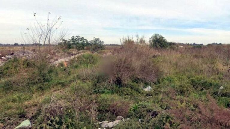 El descampado donde se encontraron los restos, cerca del cruce de Ancaste y Gavilán. (Foto: NA).