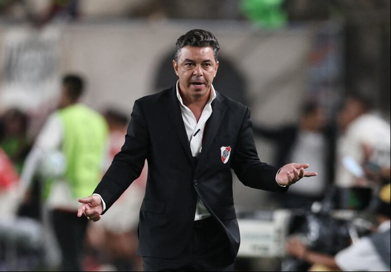 El DT del Millonario en el triunfo de su equipo 1-0 ante Universitario en Perú. (Foto: REUTERS/Sebastian Castaneda)
