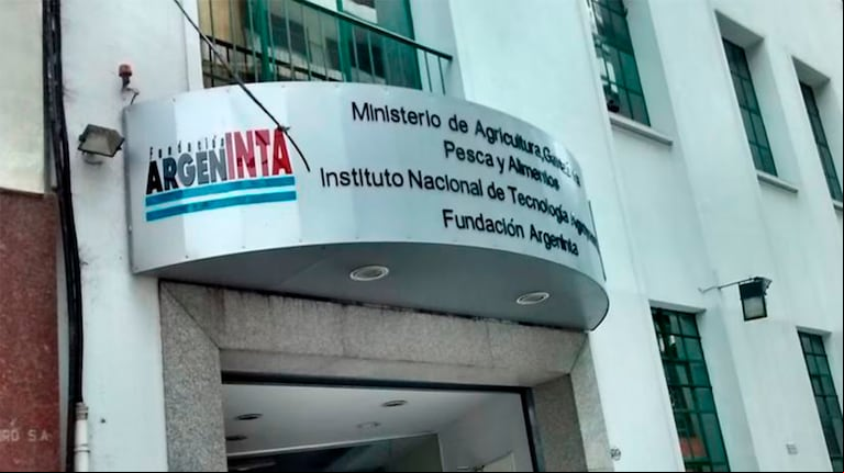El edificio del INTA, ubicado en la esquina de Cerviño y Ortiz de Ocampo en el barrio porteño de Palermo, fue subastado a fines del año pasado por U$S18,5 millones. (Foto: INTA)