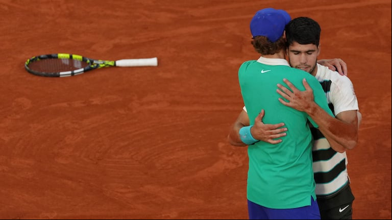 El espectacular récord que rompió la final entre Carlos Alcaraz y Jannik Sinner en Roland Garros 2025 (Foto: AP)