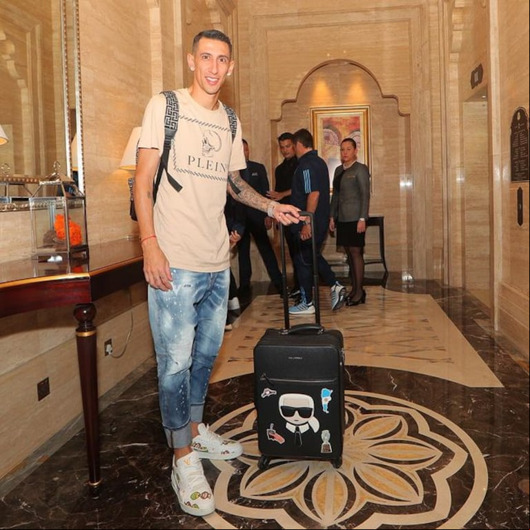 El Fideo subió una foto desde su cuenta de Instagram al llegar a Abu Dhabi. (Foto: Instagram @angeldimariajm)