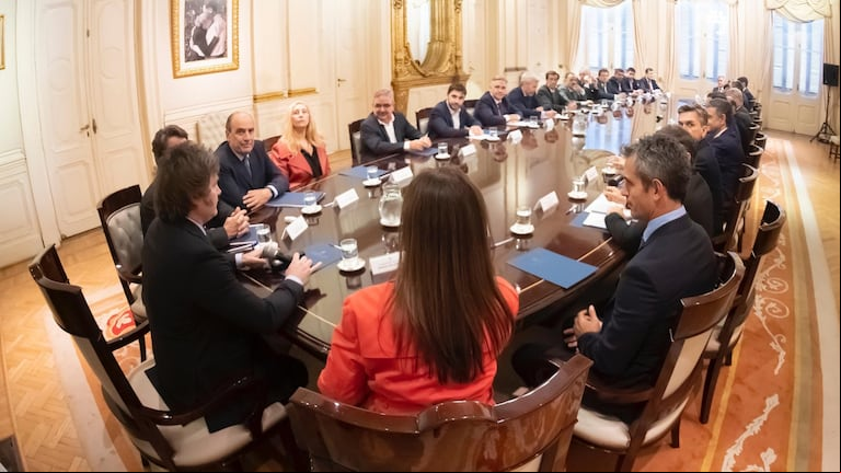 El Gobierno negoció con varias provincias cambios en el capítulo fiscal que acompaña la Ley Ómnibus. (Foto: Télam)