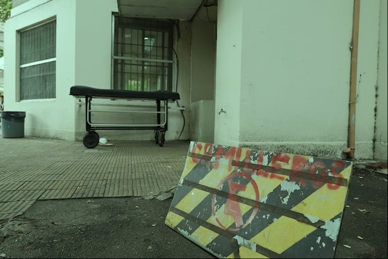 El Hospital Rivadavia está ubicado sobre Avenida General Las Heras al 2670, en el barrio porteño de Recoleta. (Foto: Leandro Heredia / TN)