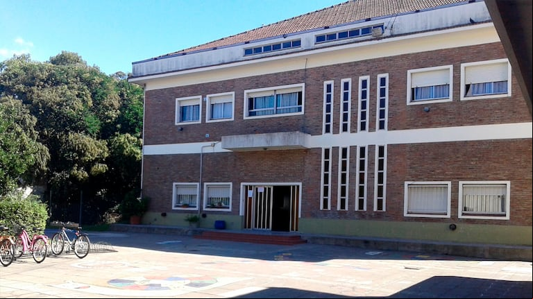 El Instituto Regina Apostolorum de Rafael Calzada. (Fuente: reginaapostolorum.edu.ar).