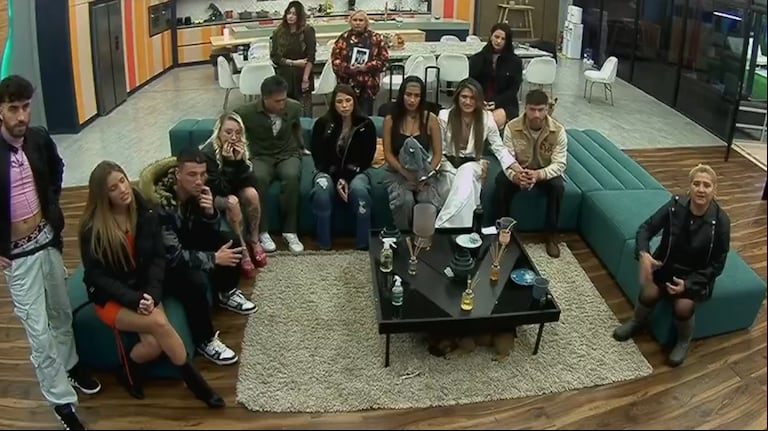 El llanto desconsolado de Selva después de que Petrona la increpara en "Gran Hermano". (Foto: captura de telefe).