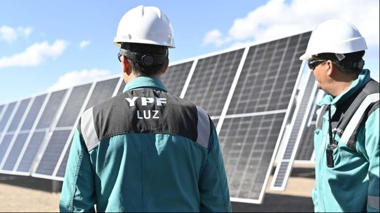 El parque solar fotovoltaico “El Quemado 1″ estará ubicado en la ciudad de Las Heras. (Foto: Prensa YPF)