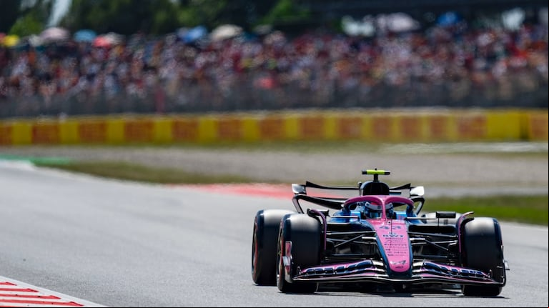 El piloto argentino durante la clasificación de la Q3 previa al Gran Premio de España de Fórmula 1 en el circuito de Barcelona-Cataluña en Montmeló. (Foto: EFE/ Siu Wu)