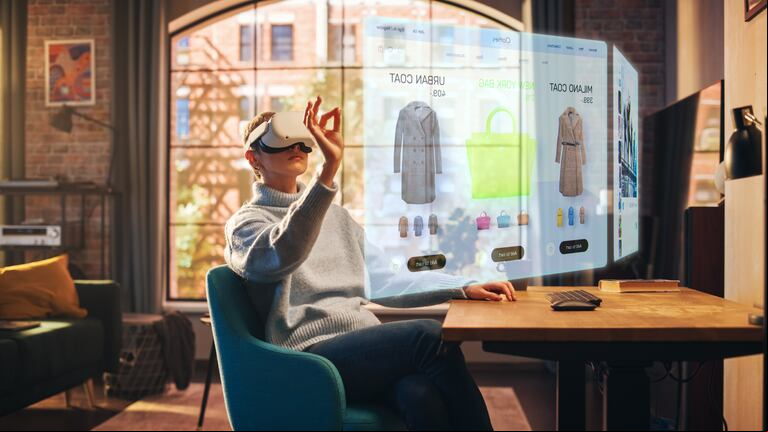 El plan del metaverso requiere el uso de dispositivos de realidad virtual y aumentada. (Foto: Adobe Stock)