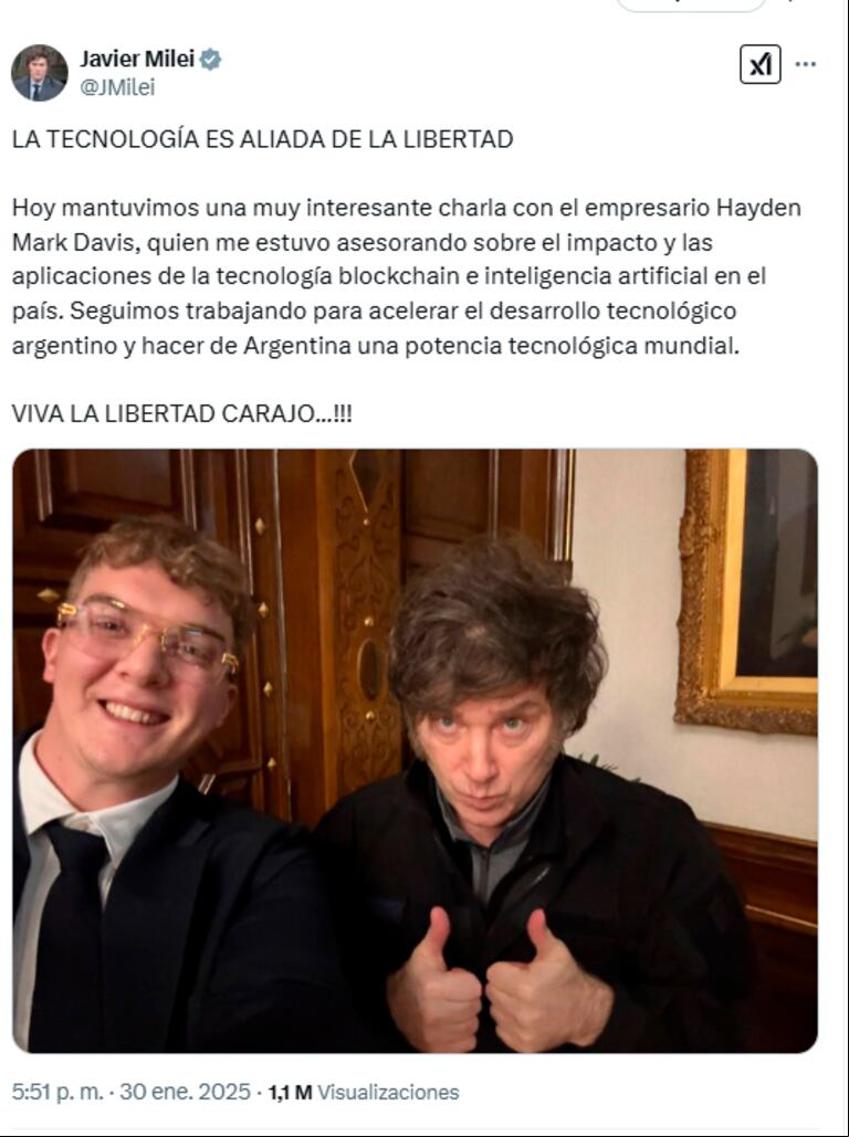 El Presidente se reunió con Hayden Davis y compartió una foto en sus redes sociales sobre el encuentro. (Foto: X/@JMilei).