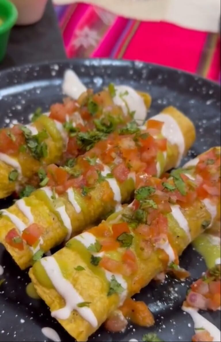 El restaurante se llama Taco Gold y se encuentra en el barrio de Colegiales, en la Avenida Federico Lacroze 3522. (Foto: TikTok/@quecomemosba)