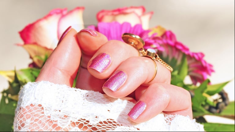 El rosado tampoco es una de las tendencias actuales en cuanto a colores para las uñas. (Foto: Pixabay)