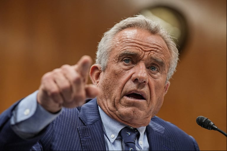 El secretario de Salud estadounidense Robert F. Kennedy Jr. (Foto: REUTERS/Ken Cedeno(