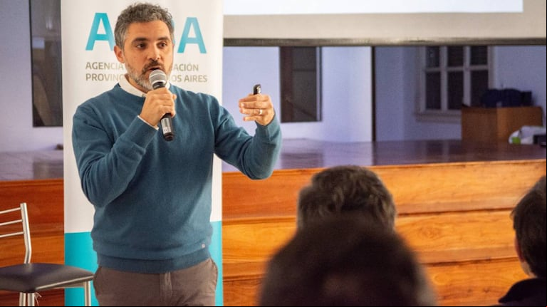 El titular de ARBA, Cristian Girard, cuestionó el plan para usar los dólares "del colchón". (Foto: X @cristiangirard)