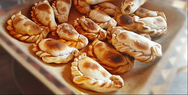 En el caso de las empanadas de jamón y queso, se recomienda que cada ingrediente esté lo más frío posible para que no genere más humedad de lo debido. (Foto: Pixabay)