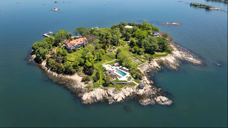 En la isla hay una mansión que tiene 10 habitaciones. (Foto: Sotheby's International Realty)